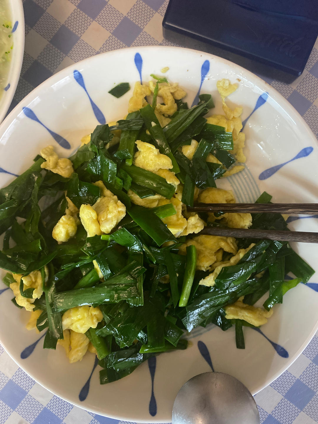 韭菜炒鸡蛋——三分钟快手下饭菜 掌握火候的秘诀