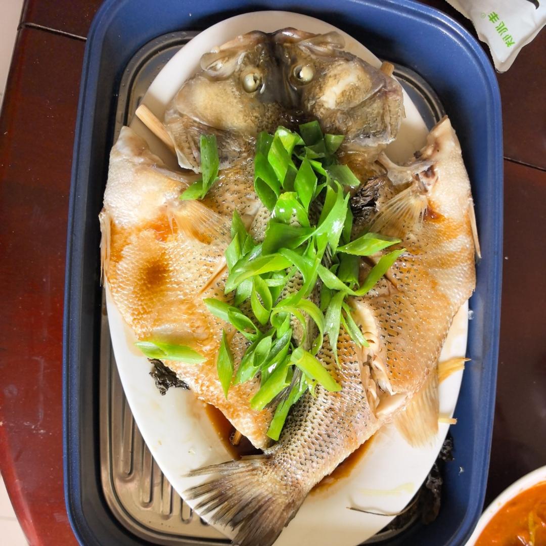 10分钟做 清蒸鲈鱼 （附切鱼图解）