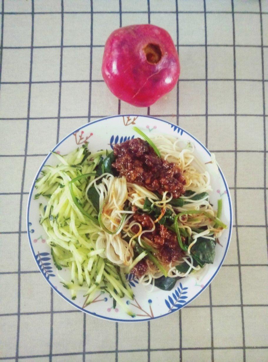 炸酱面