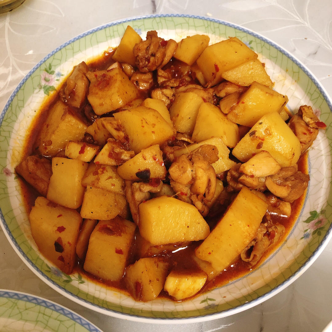 红烧土豆炖鸡块（鸡腿）