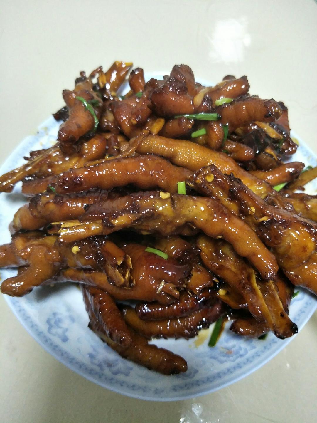 香辣烧鸡爪
