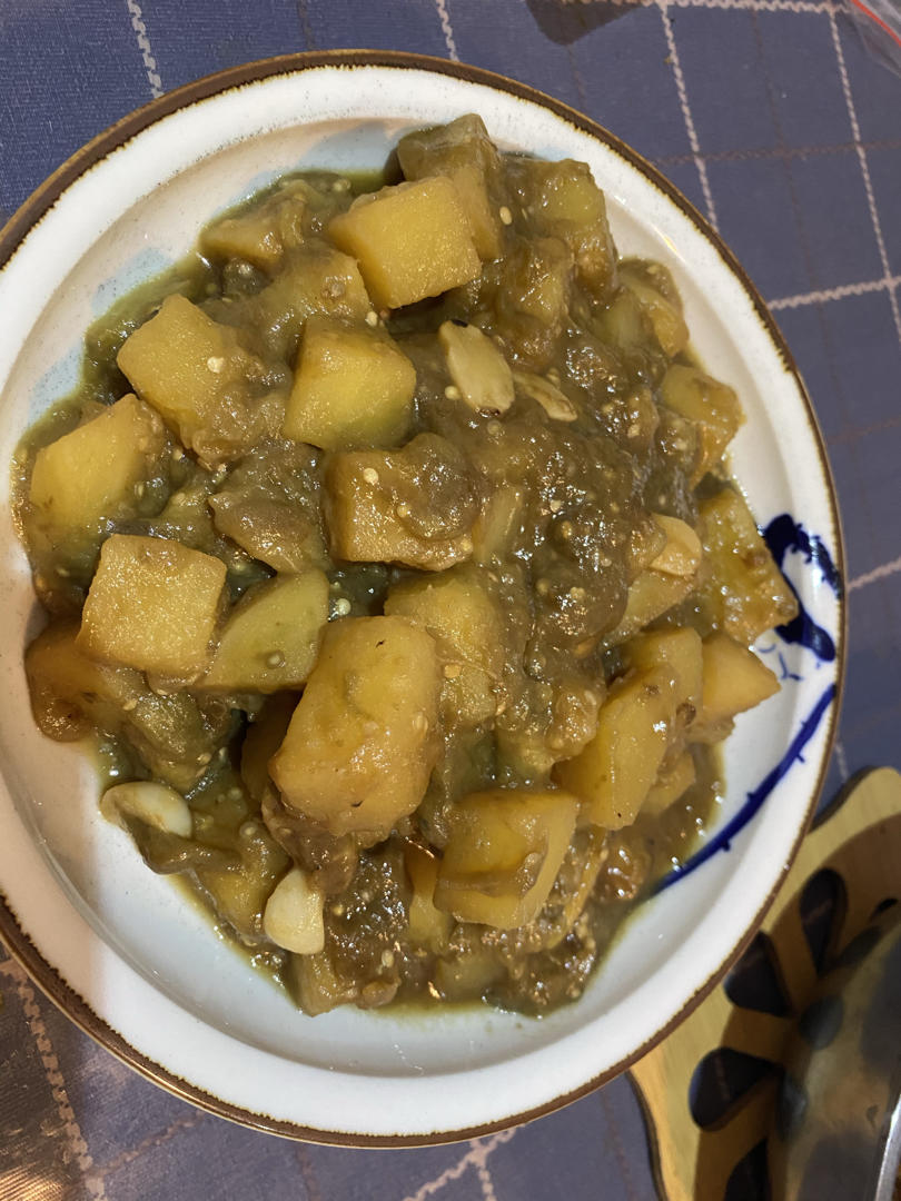 土豆炖茄子(东北菜)