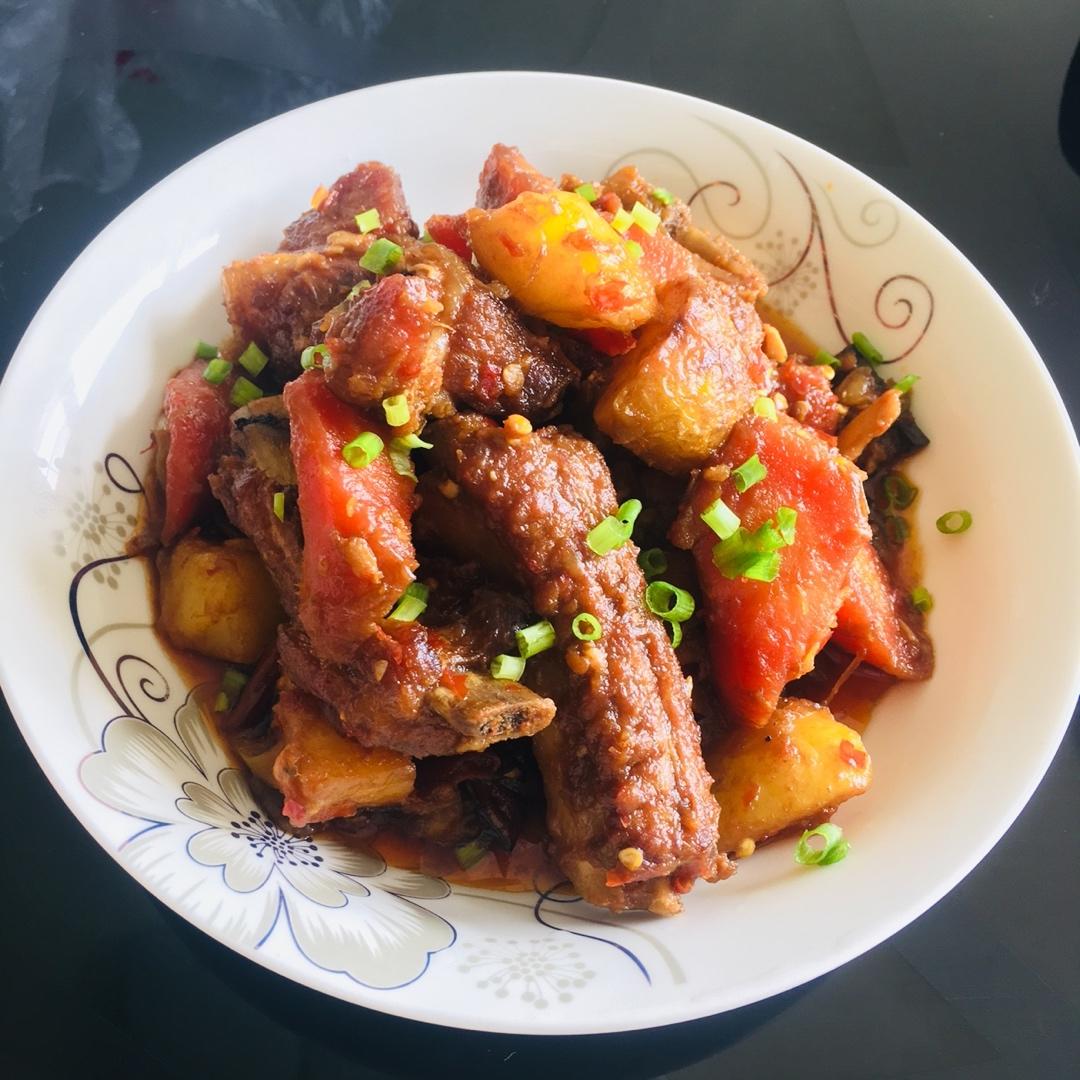 土豆烧排骨