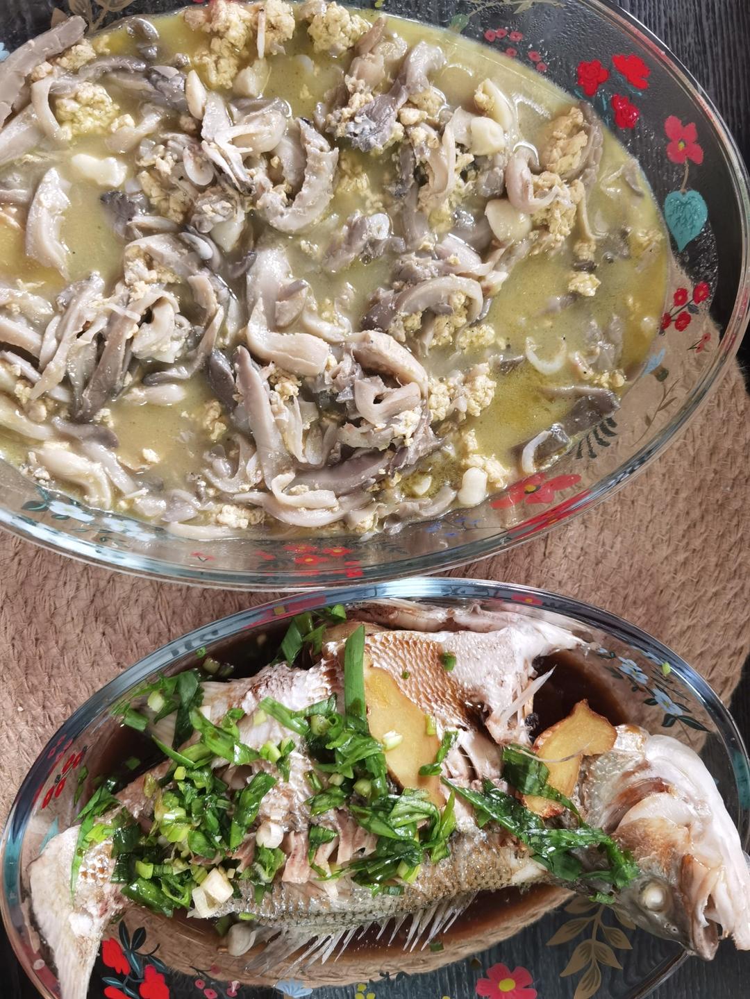 黑平菇粉丝鸡蛋汤