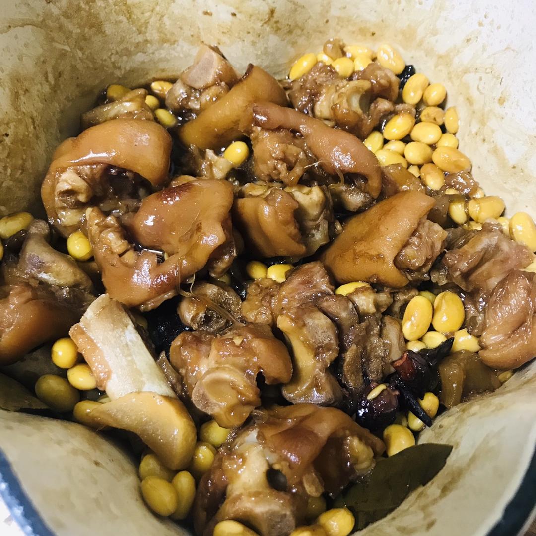 黄酒黄豆红烧猪蹄-被黄磊馋哭版