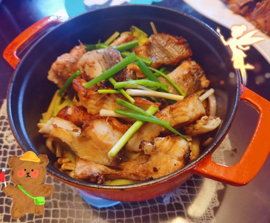 蒜香焗鲈鱼