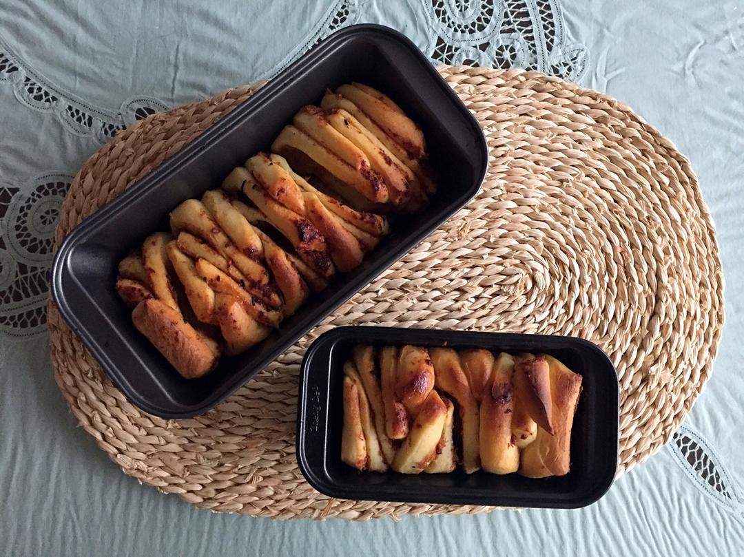 手撕千层肉松面包