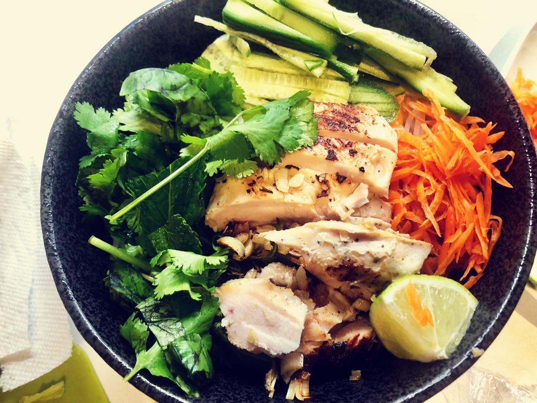 越南凉拌米粉沙拉