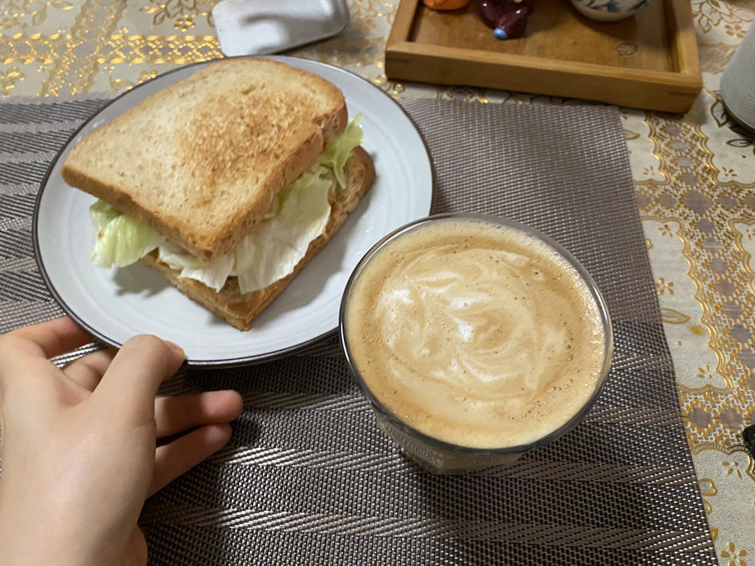 用心吃早餐