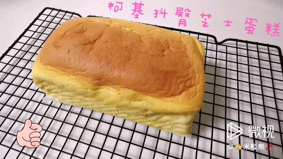 堪比柯基屁股
爆浆芝士🧀古早蛋糕