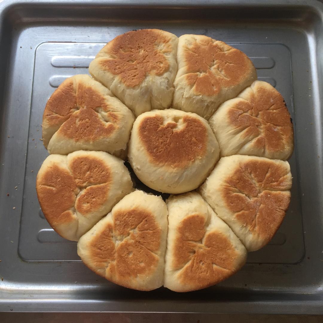 软软牛奶椰丝面包