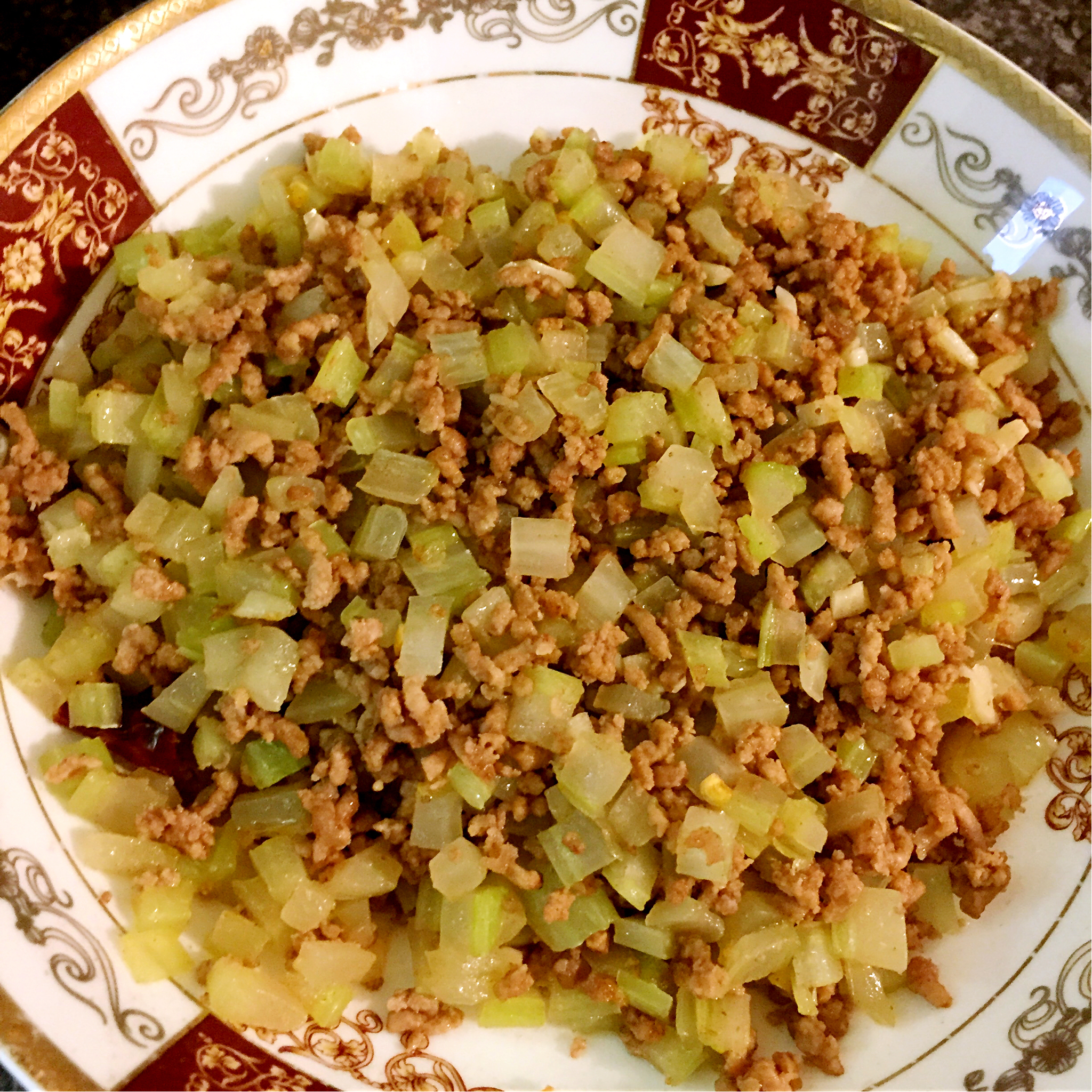 芹菜牛肉末「下饭神器」