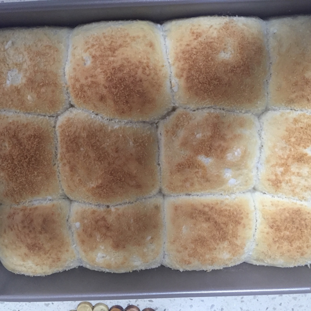 椰蓉泡浆面包