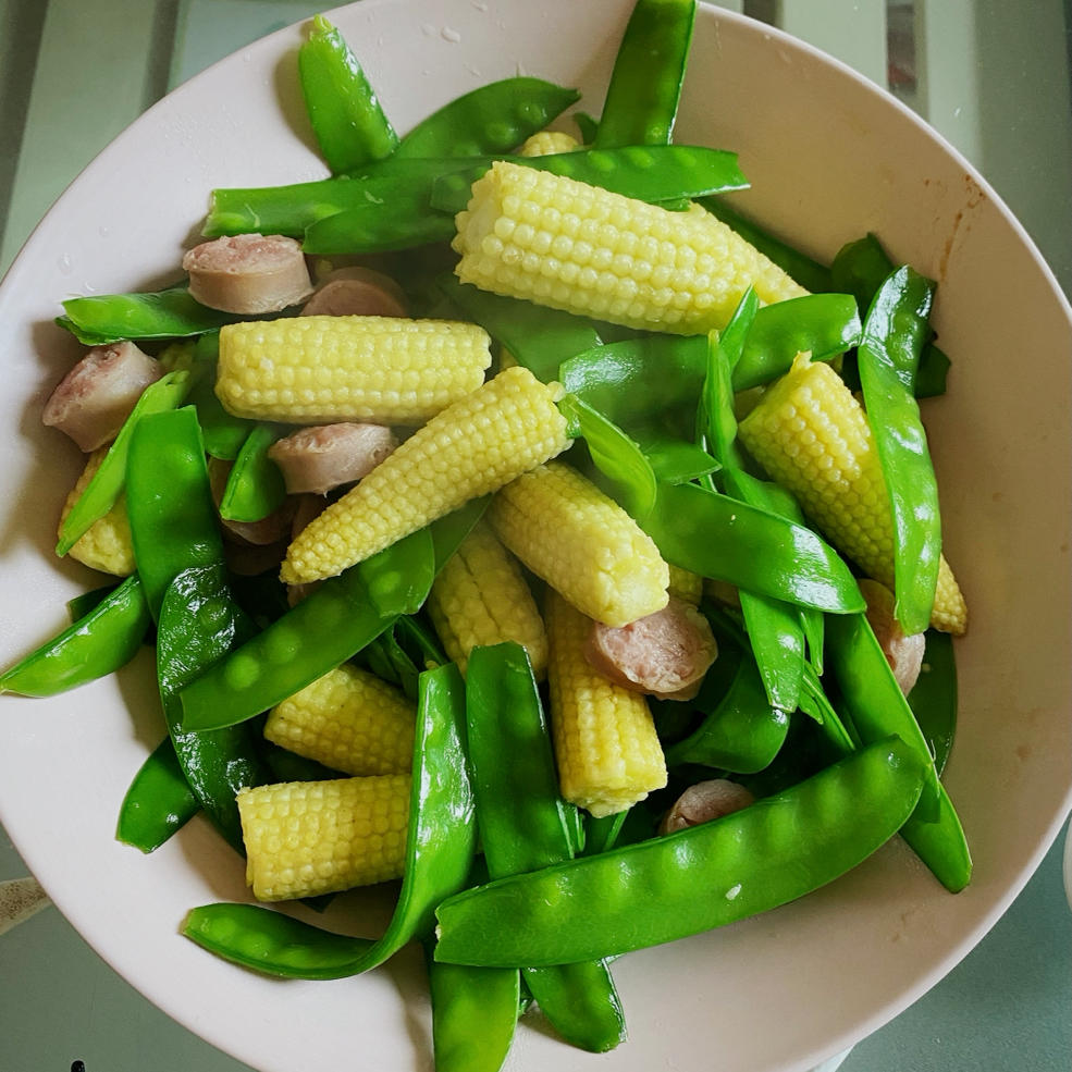 无比简单的荷兰豆炒腊肠，营养又好吃～！
