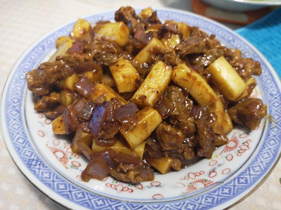黑椒年糕牛肉粒