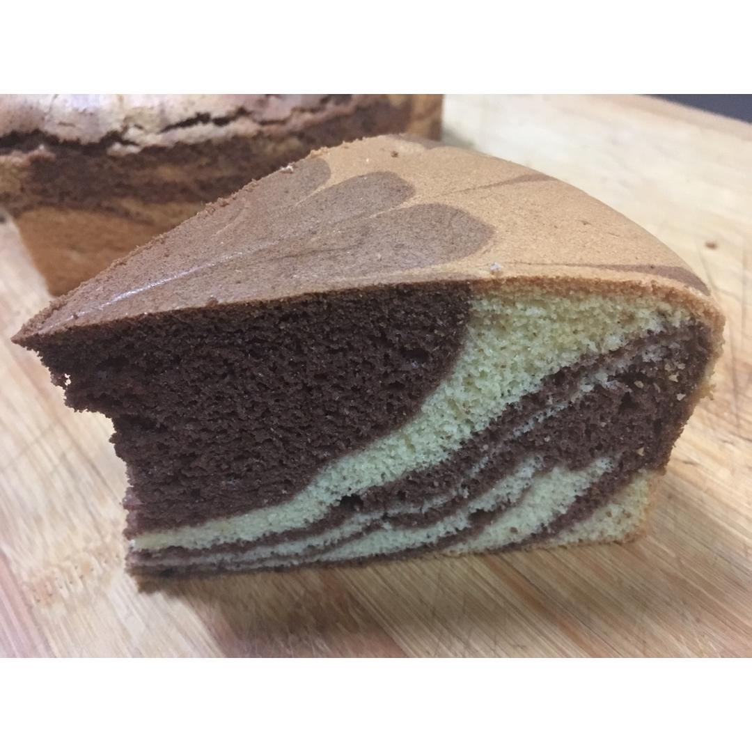 双色拉花戚风蛋糕