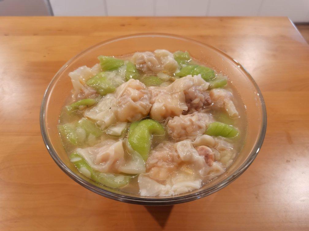 一个人也要认真吃饭