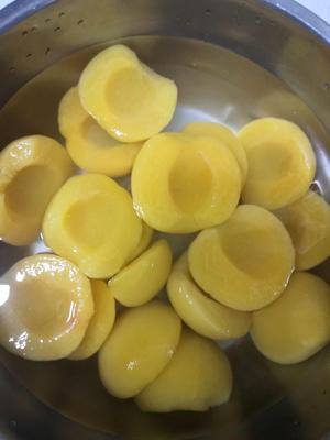 冬天最爱的黄桃罐头的做法 步骤1