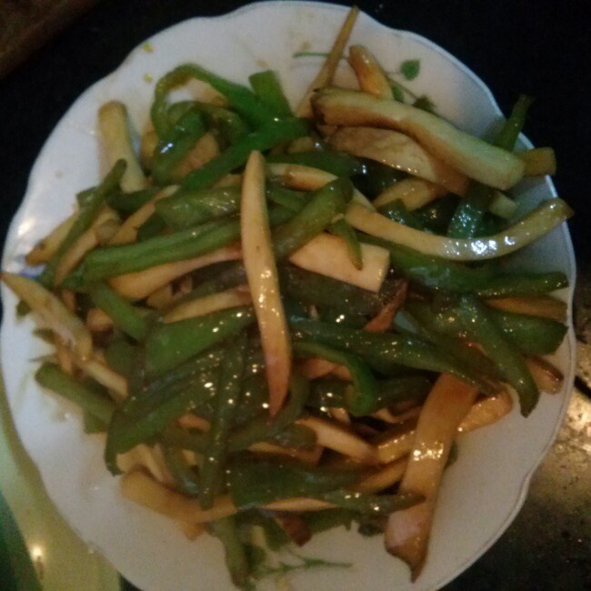 青椒素炒杏鲍菇