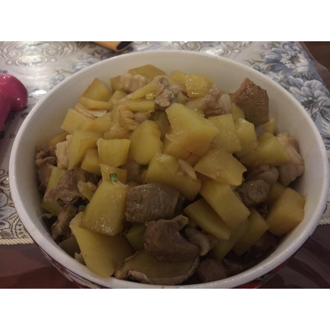 土豆炖羊肉