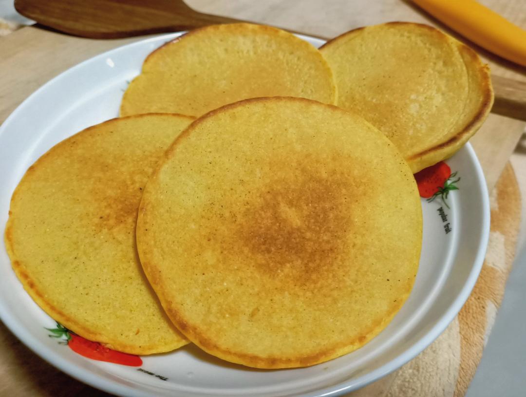 鸡蛋玉米饼（附松饼煎圆的方法）