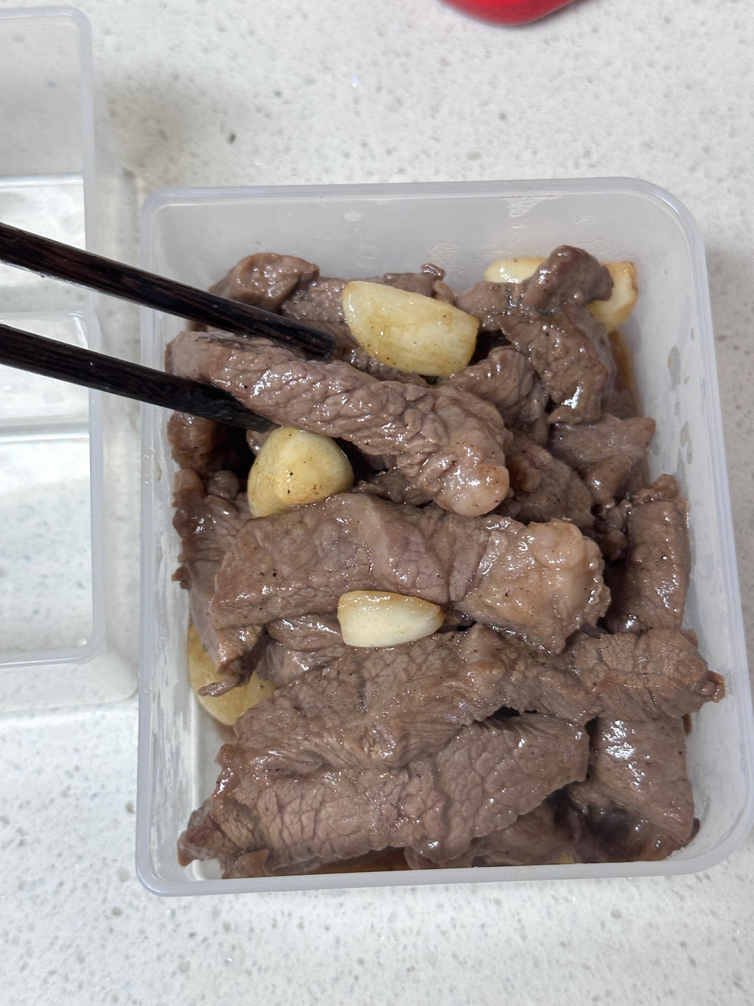 好吃到舔盘的蒜香黑椒牛肉粒