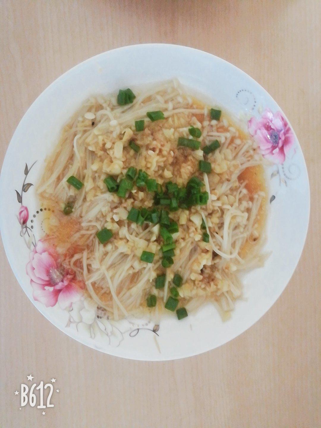 蒜蓉蒸金针菇