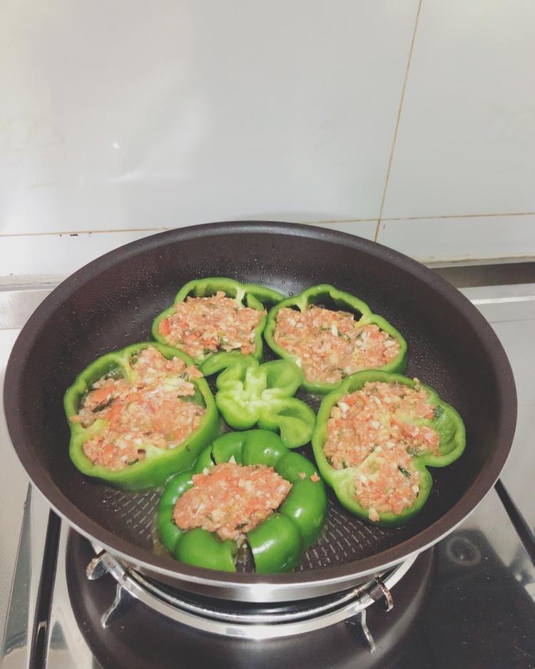 青柿子椒鸡肉酿