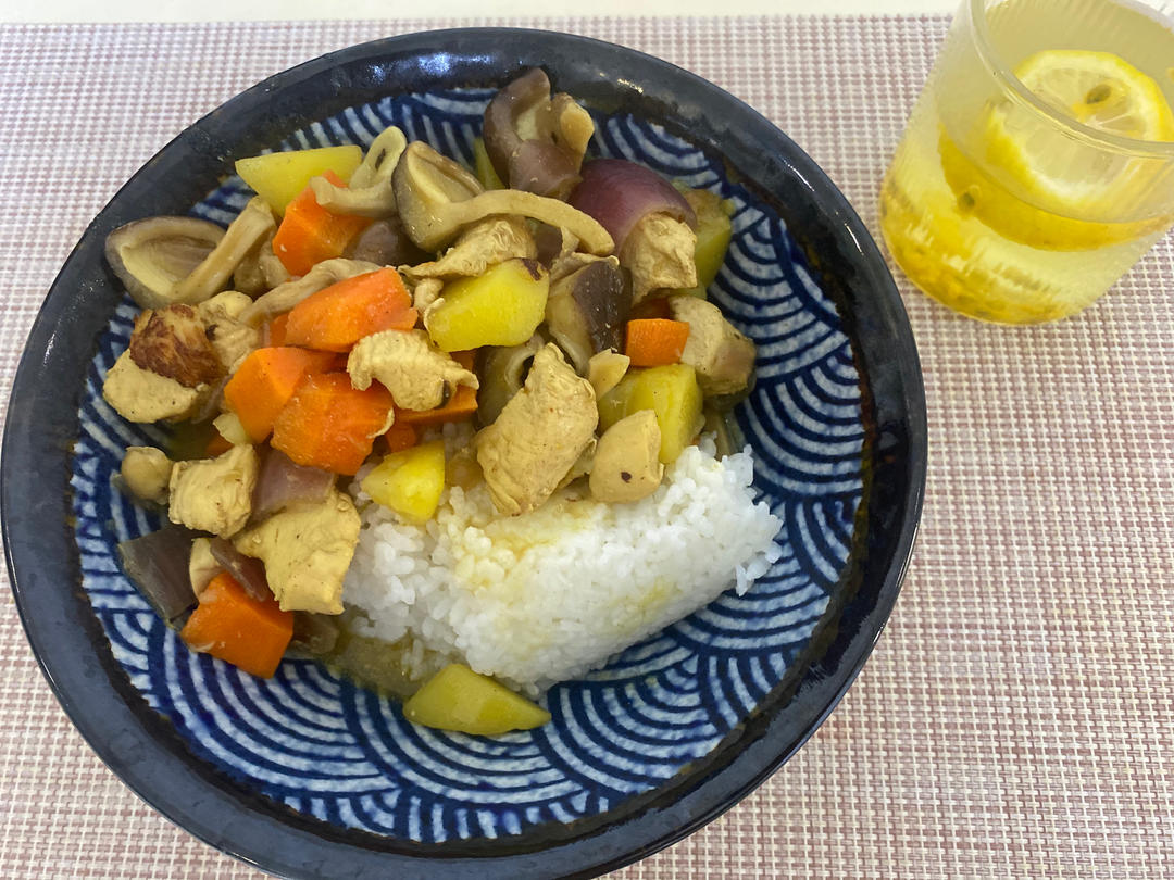 零失败日式咖喱鸡肉饭！！最正宗日本家庭做法！简单又好吃！