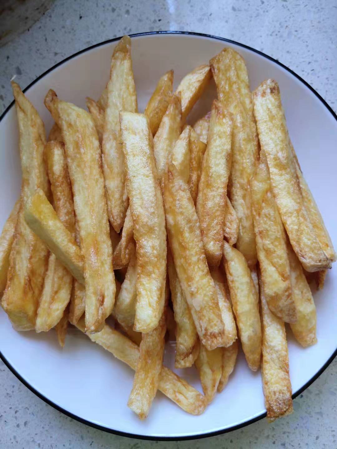 彭豆带你做让宝贝停不下来的炸薯条的做法
