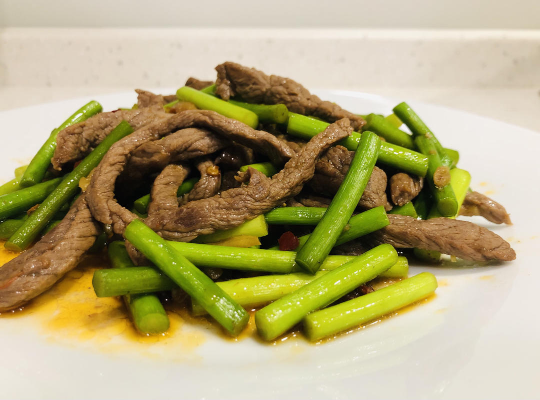 厨师长教你：“青椒牛肉丝”的家常做法，家乡的味道，先收藏了