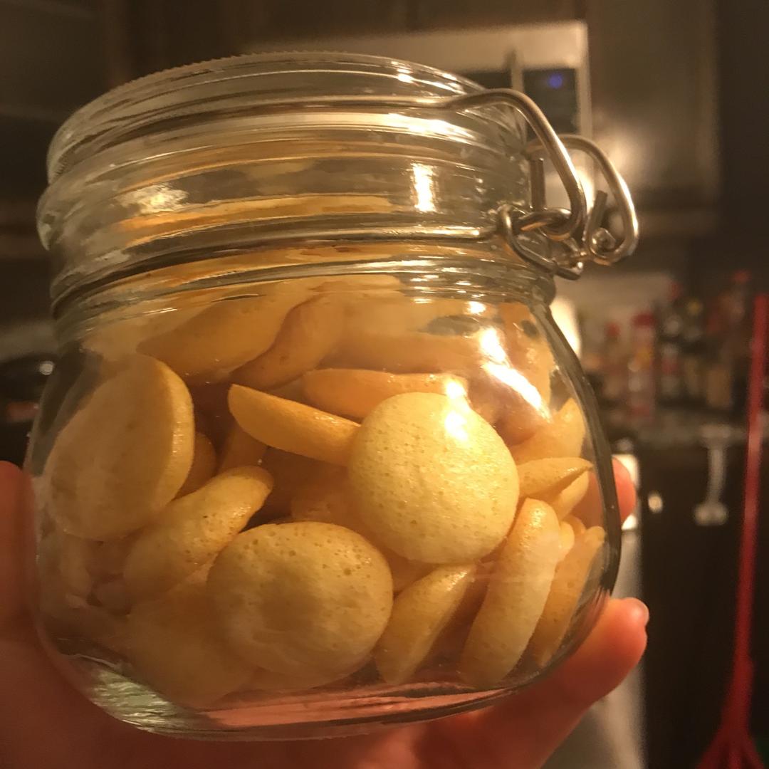 入口即化的蛋黄小饼干