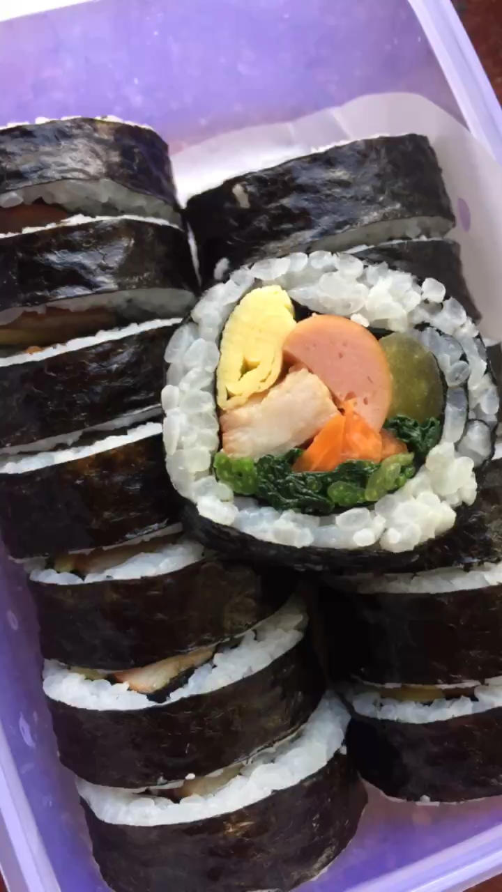 高颜值的紫菜包饭
