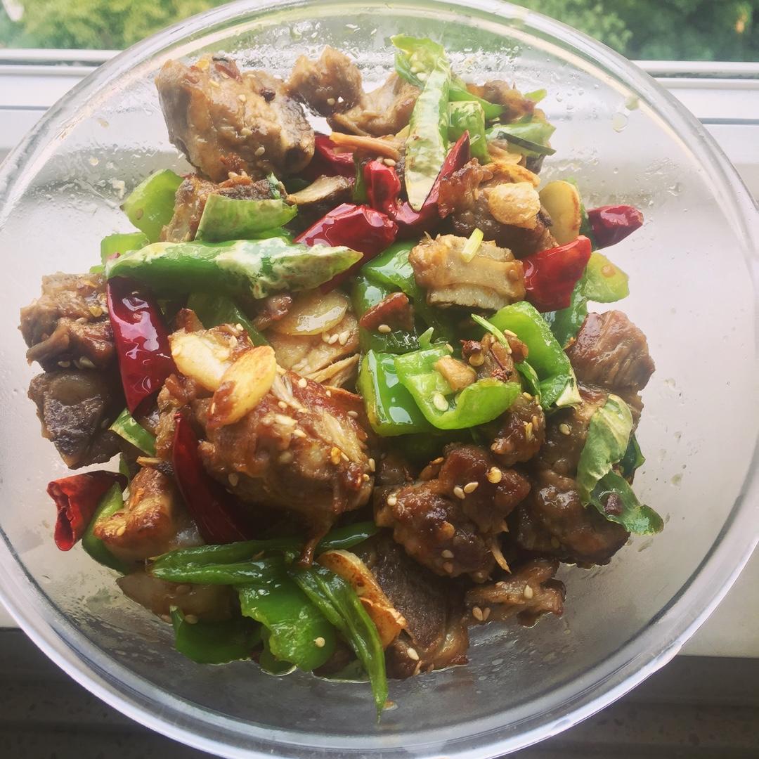双椒煎排骨