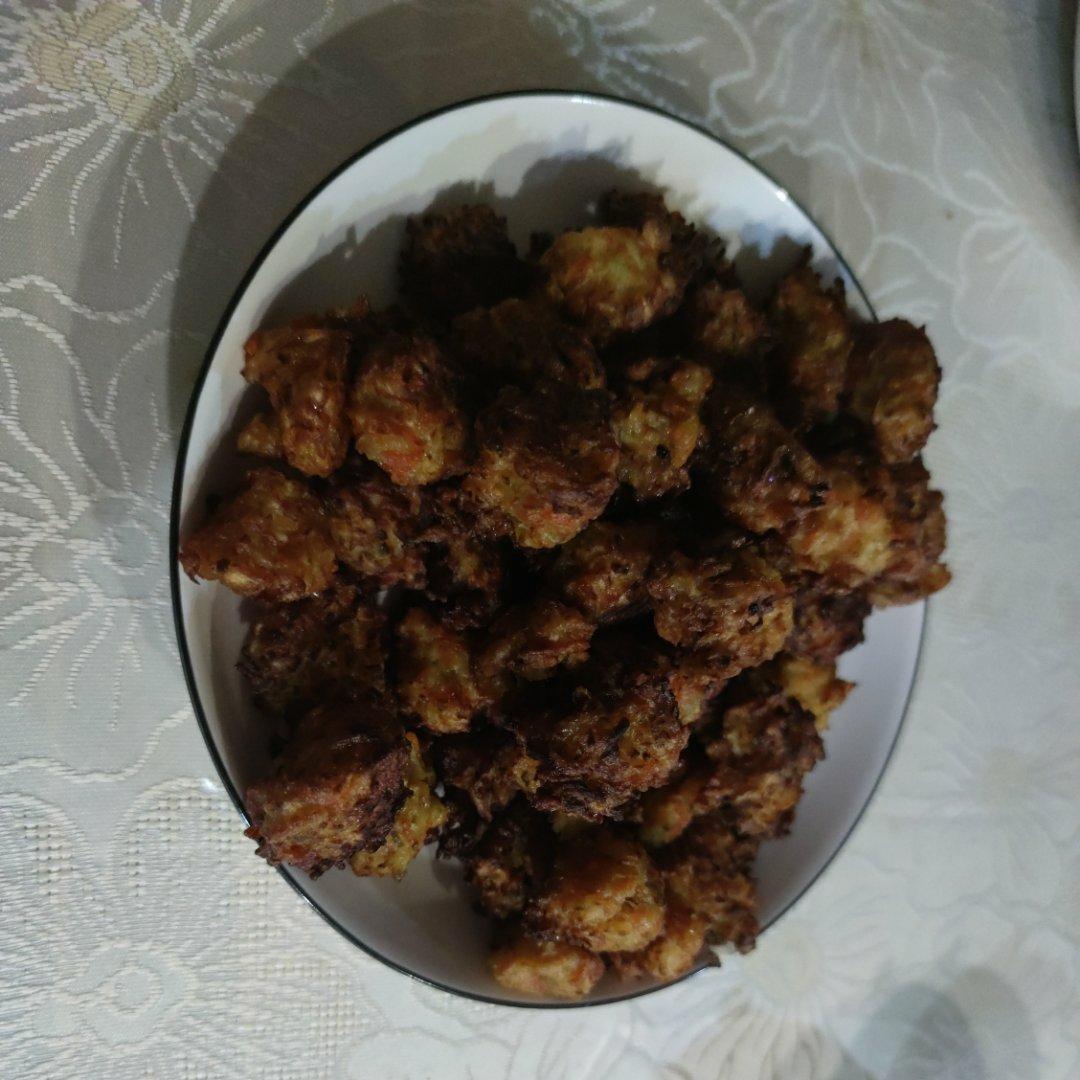香炸萝卜丸子（外皮酥脆）