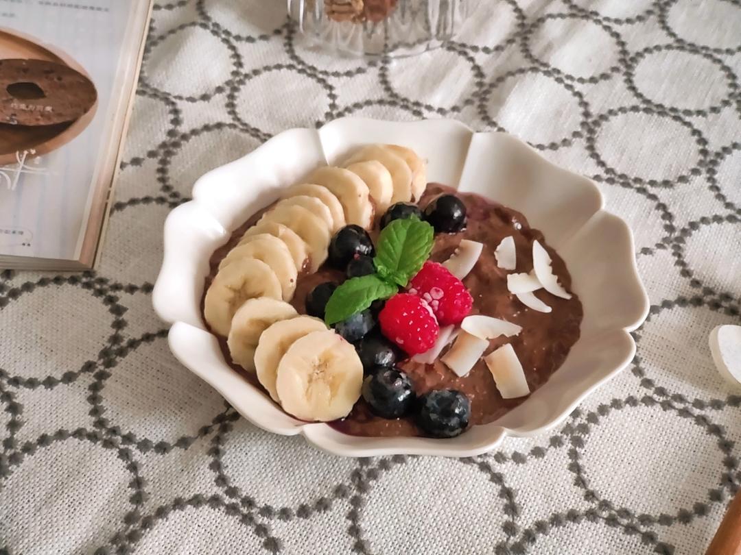 快手早餐——可可香蕉燕麦碗