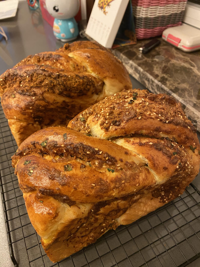 香葱肉松手撕吐司