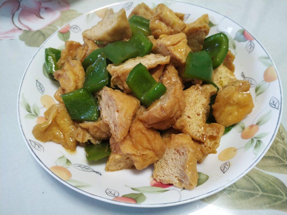 青椒油豆腐
