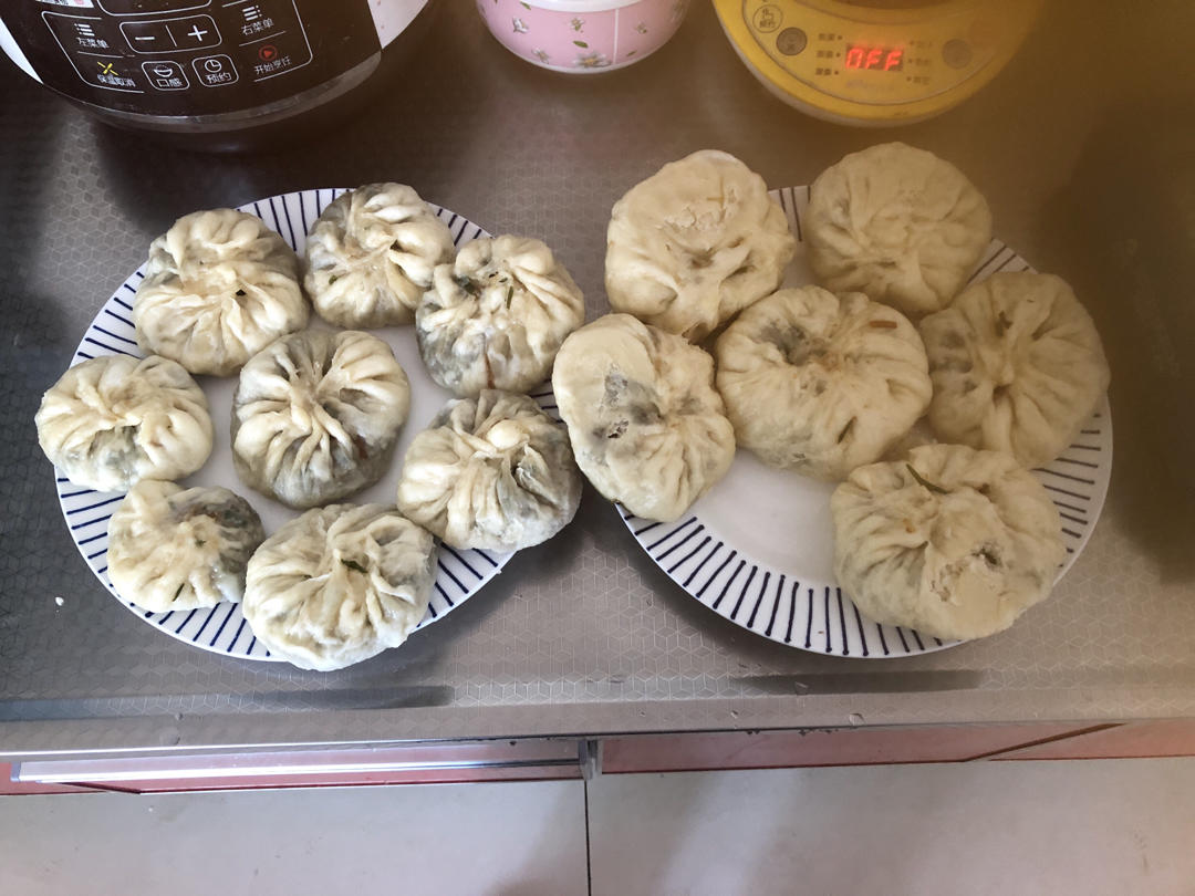 非常简单又好操作的韭菜鸡蛋粉条包子