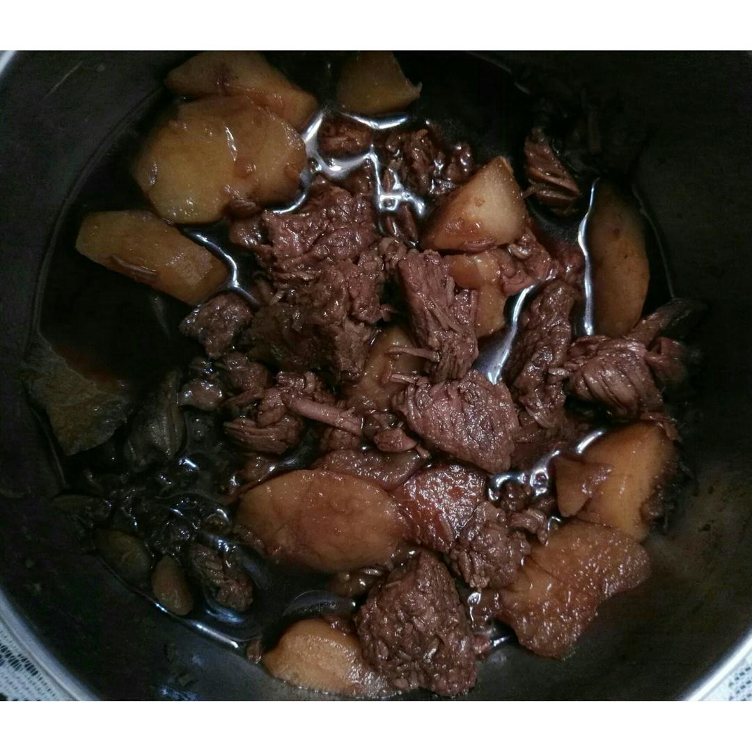 土豆炖牛肉（电饭锅版）