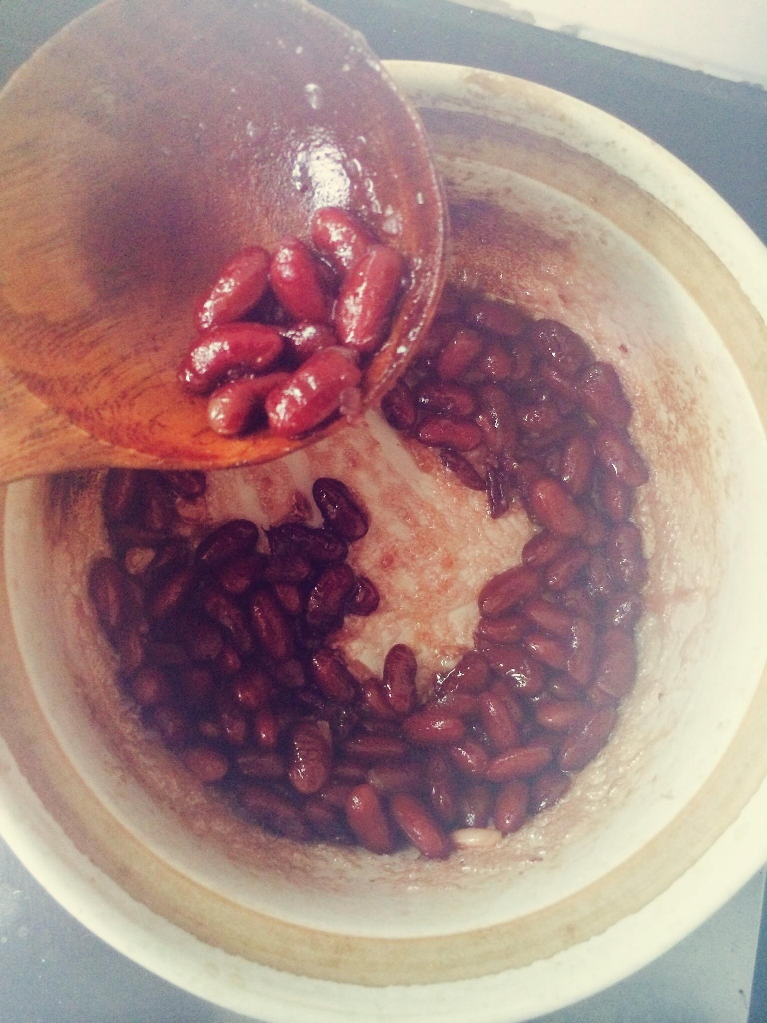 红豆椰奶西米露的做法 步骤3