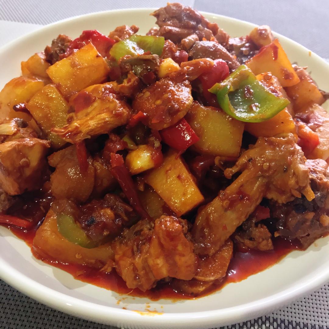 家常大盘鸡加手擀宽面