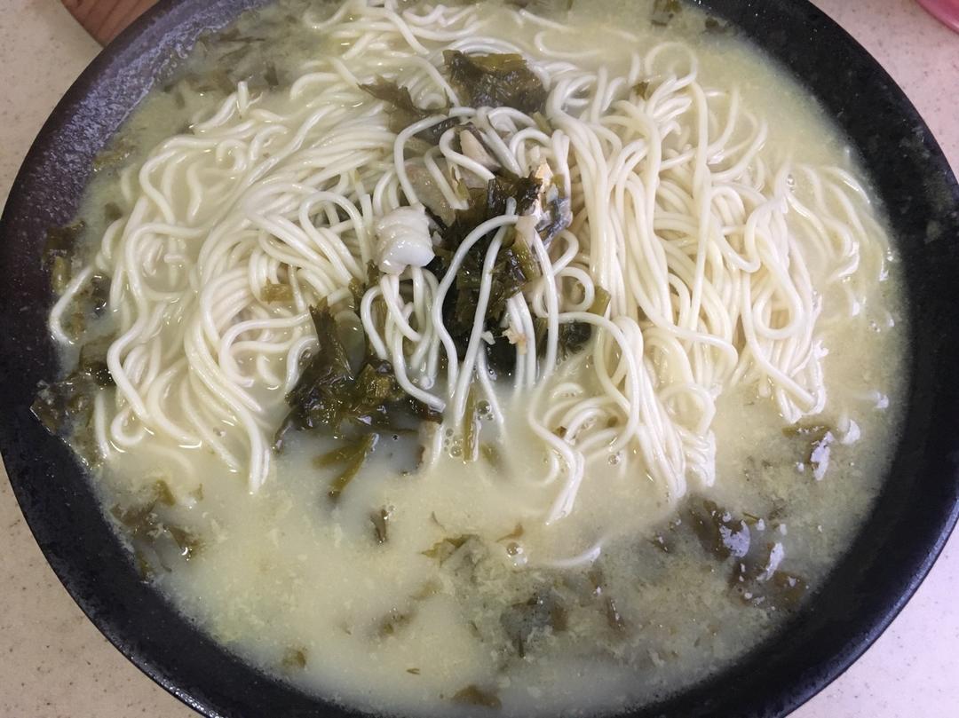雪菜黄鱼面