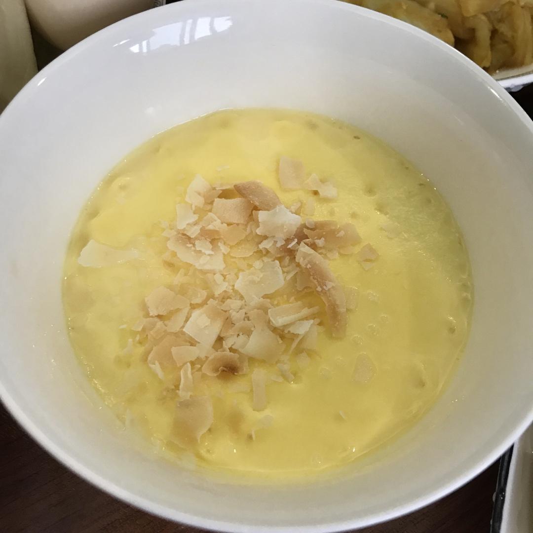 牛奶蒸蛋