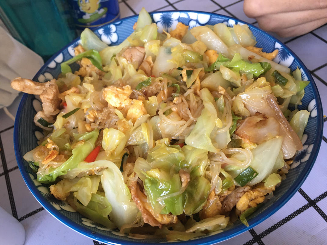 家常小炒：包菜炒粉丝