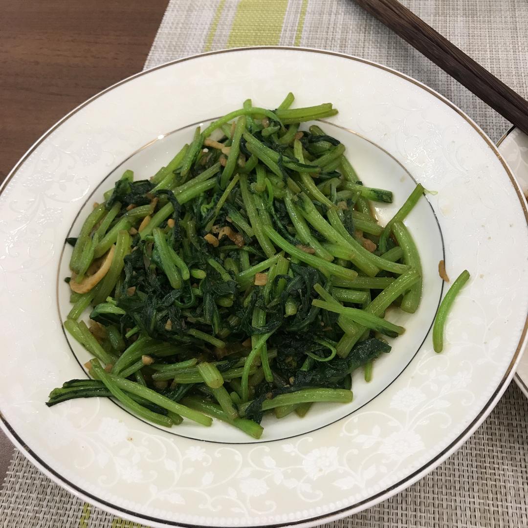 蒜蓉蒿子杆