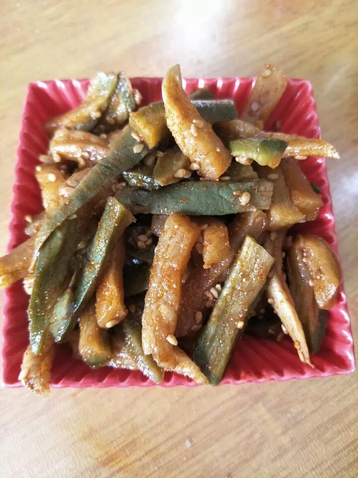 萝卜条咸菜