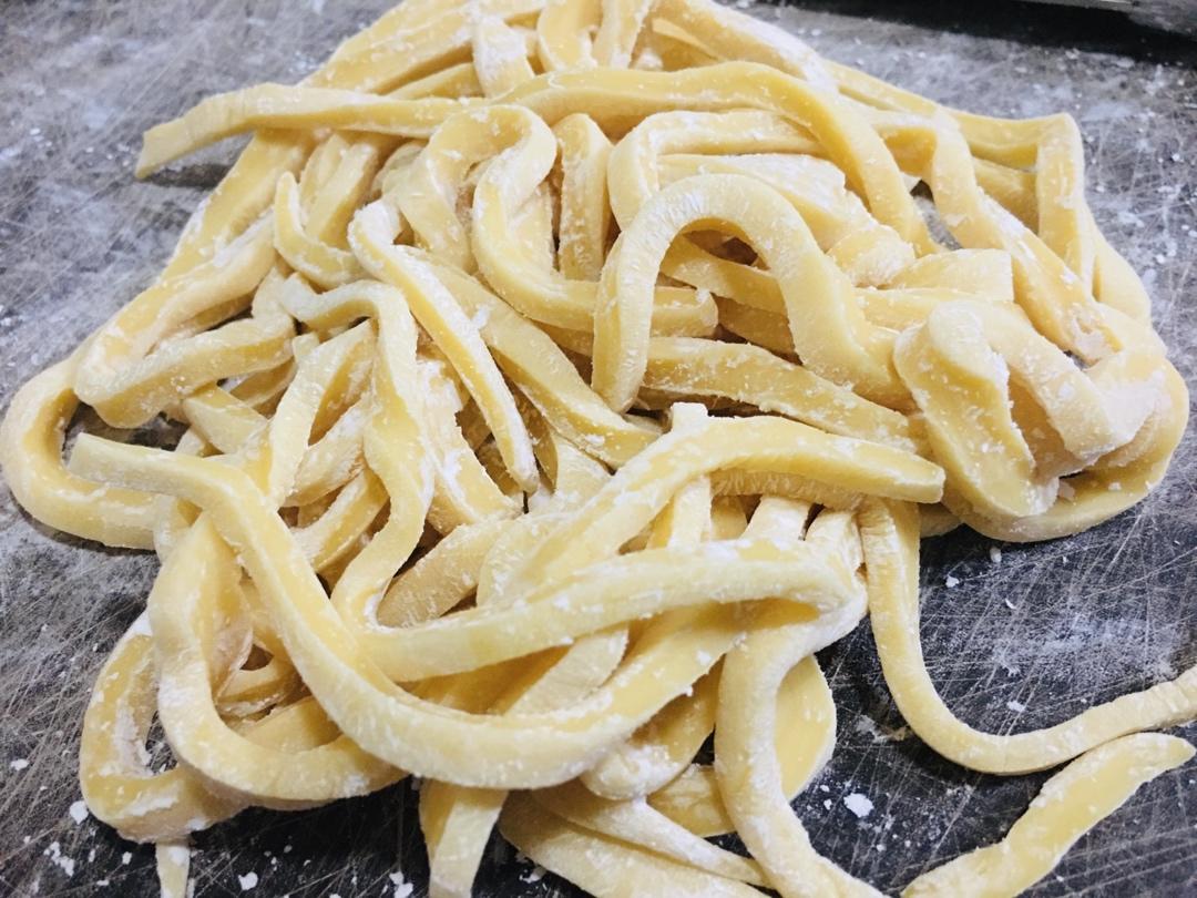 手工面条之鸡蛋面条