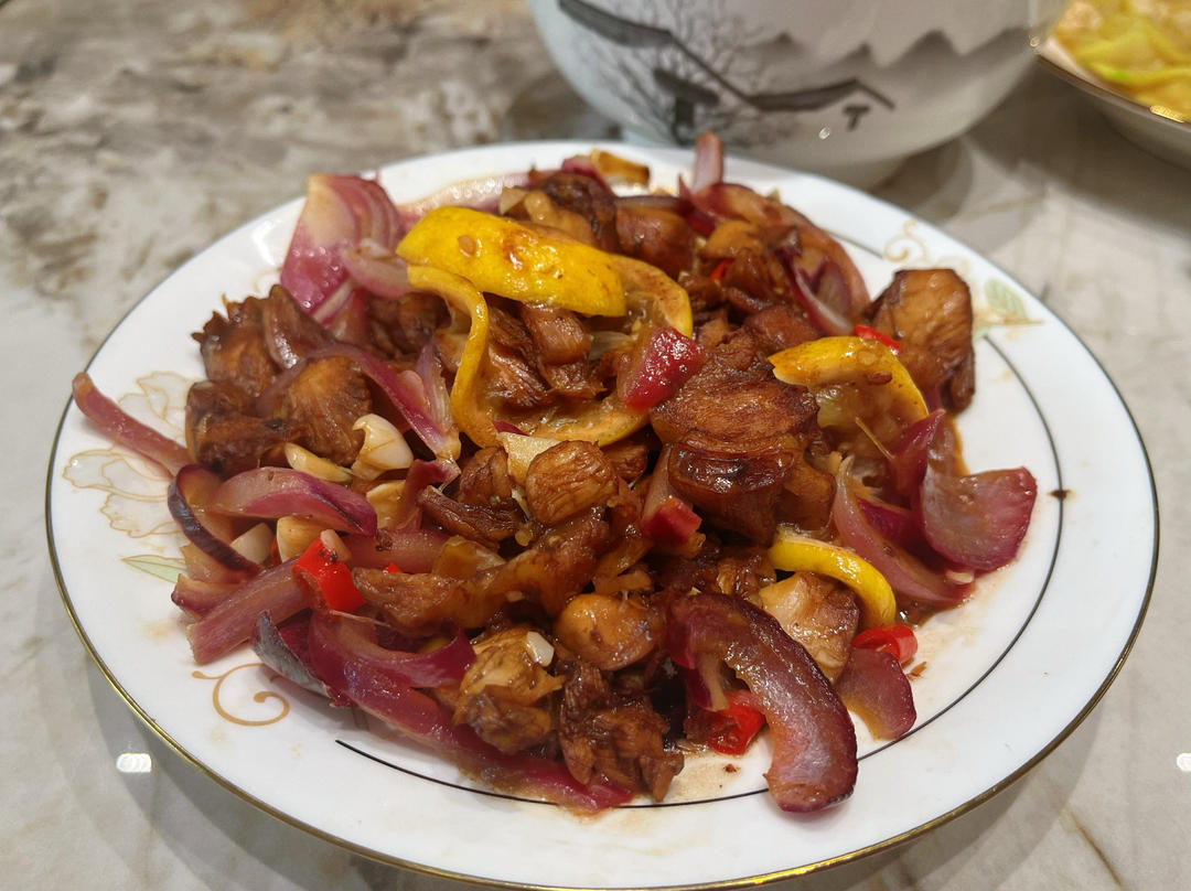 🐔柠檬干煎鸡 鸡腿 洋葱香菜