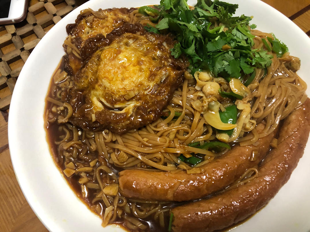荷包蛋焖面